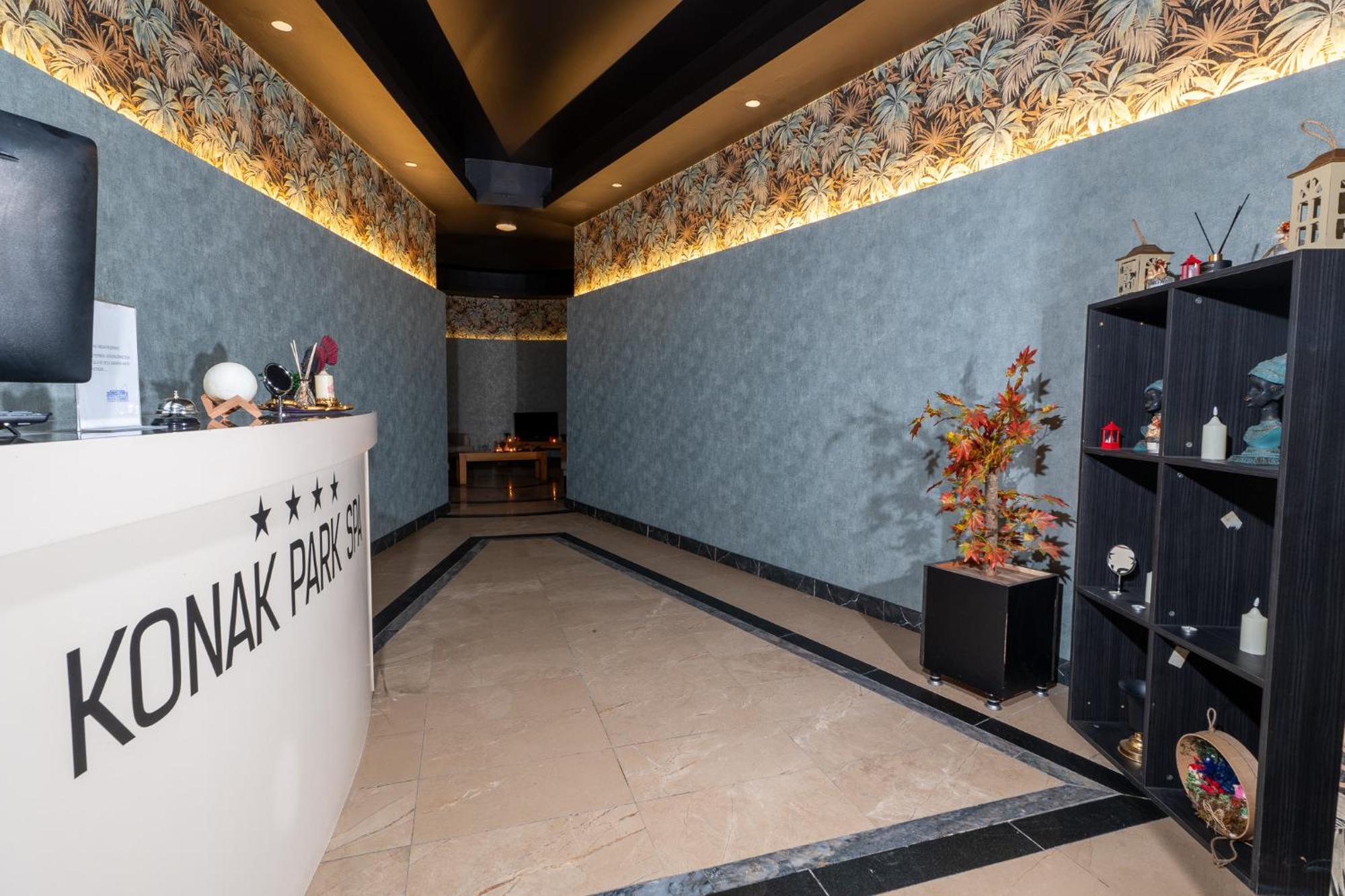 Konak Park Otel Yomra Trabzon Exterior foto